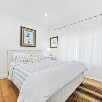 17821761_8_1_251027_124655-w1600-h1067